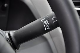 2013款本田思域1.8L十周年纪念自动舒适版