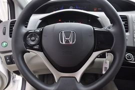 2013款本田思域1.8L十周年纪念自动舒适版