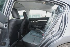 2013款本田思域1.8L十周年纪念自动豪华版