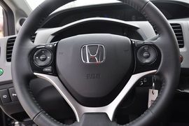 2013款本田思域1.8L十周年纪念自动豪华版