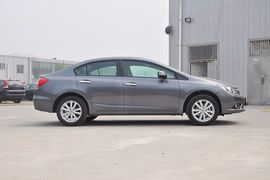 2013款本田思域1.8L十周年纪念自动豪华版