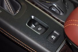 2013款别克君越3.0L