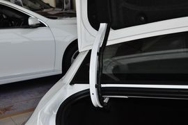 2013款雪佛兰科鲁兹1.6L