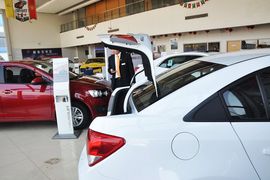 2013款雪佛兰科鲁兹1.6L