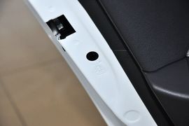 2013款雪佛兰科鲁兹1.6L