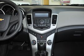 2013款雪佛兰科鲁兹1.6L