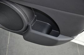 2013款Jeep指南者2.0L炫黑豪华版