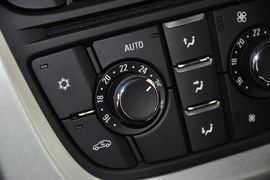 2013款别克英朗GT