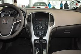 2013款别克英朗GT