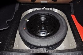 2012款铃木天语尚悦1.6L手动实用型升级版
