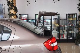 2012款铃木天语尚悦1.6L手动实用型升级版