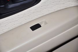 2012款铃木天语尚悦1.6L手动实用型升级版