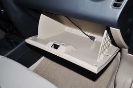 2012款铃木天语尚悦1.6L手动实用型升级版