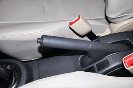 2012款铃木天语尚悦1.6L手动实用型升级版