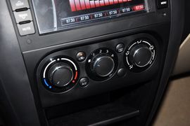 2012款铃木天语尚悦1.6L手动实用型升级版