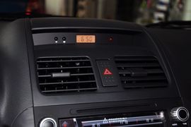 2012款铃木天语尚悦1.6L手动实用型升级版