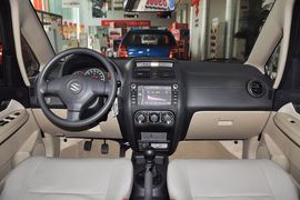 2012款铃木天语尚悦1.6L手动实用型升级版