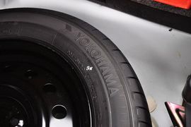 2013款铃木天语SX4锐骑1.6L自动运动型