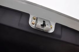 2013款铃木天语SX4锐骑1.6L自动运动型