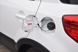 2013款铃木天语SX4锐骑1.6L自动运动型