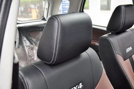 2013款铃木天语SX4锐骑1.6L自动运动型