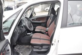 2013款铃木天语SX4锐骑1.6L自动运动型