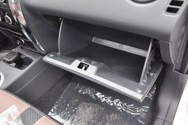 2013款铃木天语SX4锐骑1.6L自动运动型