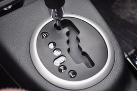2013款铃木天语SX4锐骑1.6L自动运动型