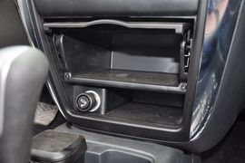 2013款铃木天语SX4锐骑1.6L自动运动型