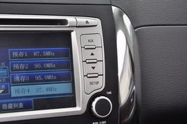 2013款铃木天语SX4锐骑1.6L自动运动型