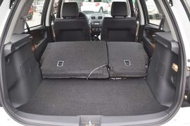 2013款铃木天语SX4酷锐1.6L手动灵动型