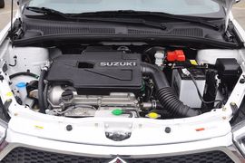 2013款铃木天语SX4酷锐1.6L手动灵动型