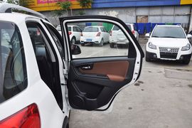 2013款铃木天语SX4酷锐1.6L手动灵动型