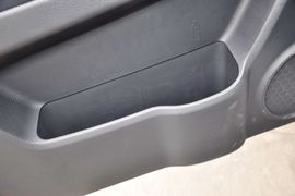 2013款铃木天语SX4酷锐1.6L手动灵动型