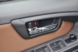 2013款铃木天语SX4酷锐1.6L手动灵动型