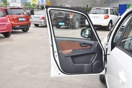 2013款铃木天语SX4酷锐1.6L手动灵动型