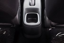 2013款铃木天语SX4酷锐1.6L手动灵动型