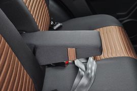 2013款铃木天语SX4酷锐1.6L手动灵动型