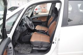 2013款铃木天语SX4酷锐1.6L手动灵动型