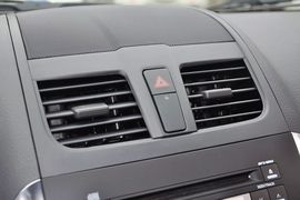 2013款铃木天语SX4酷锐1.6L手动灵动型