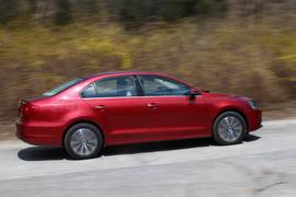 2012款大众速腾对比雪铁龙C4