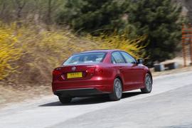 2012款大众速腾对比雪铁龙C4