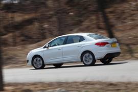 2012款大众速腾对比雪铁龙C4