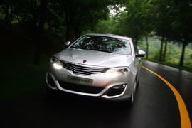 全新荣威550试驾实拍