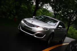 全新荣威550试驾实拍