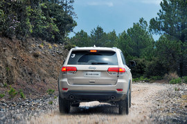 2014款Jeep大切诺基试驾实拍