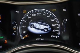 2014款Jeep大切诺基试驾实拍