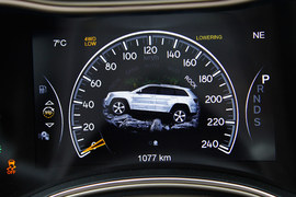 2014款Jeep大切诺基试驾实拍