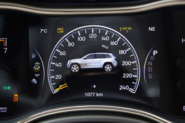 2014款Jeep大切诺基试驾实拍