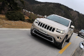 2014款Jeep大切诺基试驾实拍